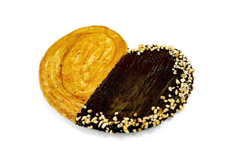 黑巧榛子蝴蝶酥