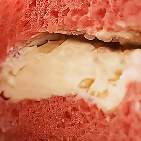 树莓卡仕达米面包¥25/140克